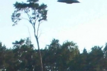 波兰男子拍到40年来最佳高清UFO照片？事后承认造假